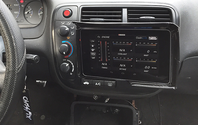 Create a Powerful Digital Cockpit with an iPad on Your Car Dashboard
