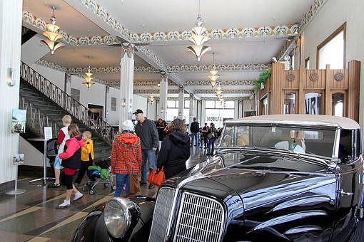 5 Car Museums To Visit Before The End of Summer - eBay Motors Blog