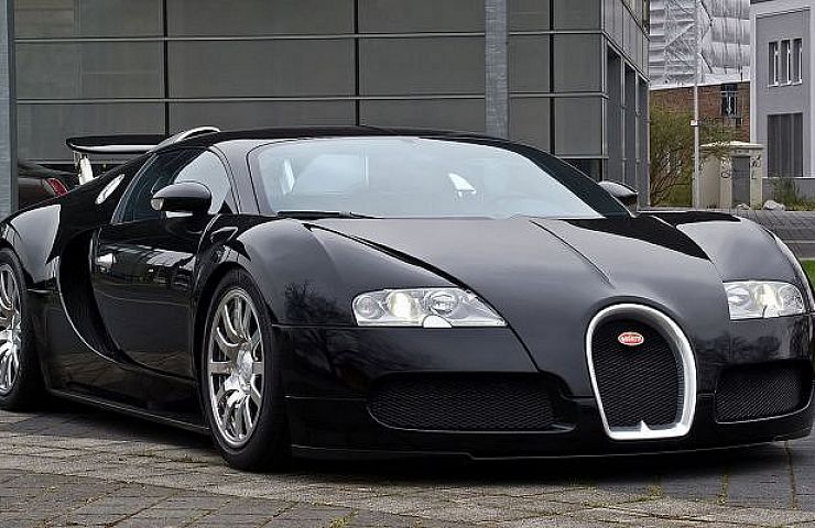 Bugatti Aims to Reclaim Supercar Throne With Chiron - eBay Motors Blog