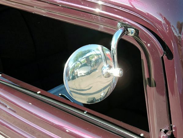 The History and Future of Automotive Side View Mirrors - eBay Motors Blog