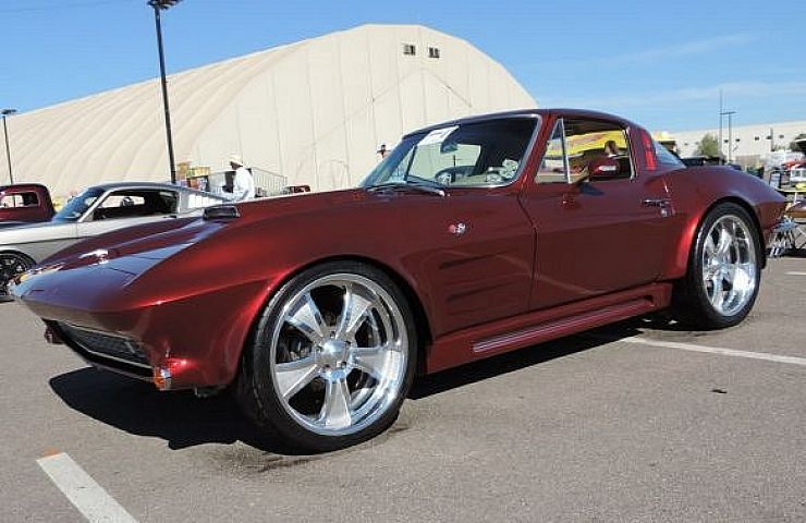 Owner of Classic Corvette Has No Qualms About Modernizing His Ride ...