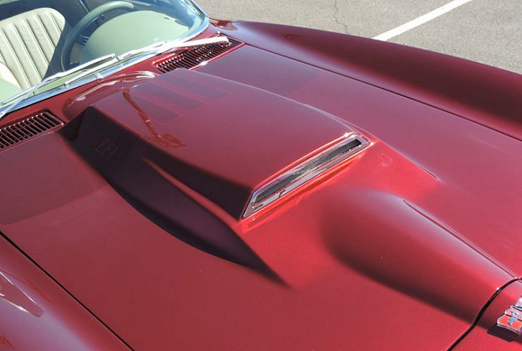 Owner of Classic Corvette Has No Qualms About Modernizing His Ride ...