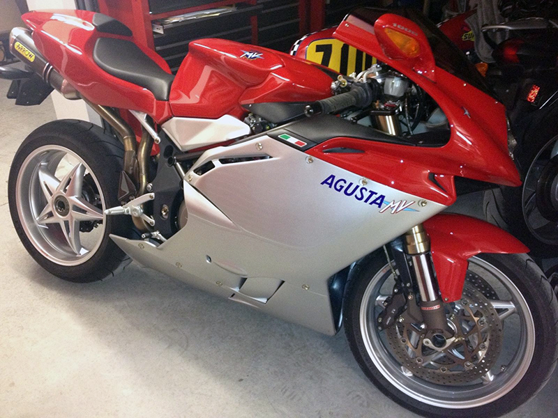 The MV Agusta F4 1000S Is Motorcycle Art -  Motors Blog