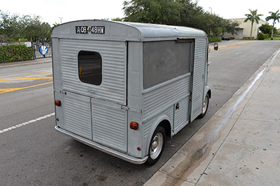 This French Citroën would make a truly exotic food truck.