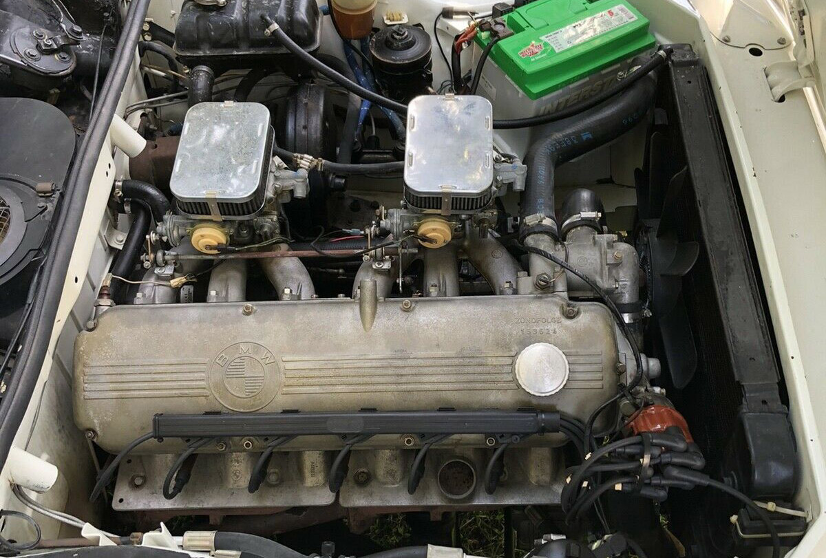The 3.5-liter motor is likely an M88, as seen in the M1 and later modified for the M5.