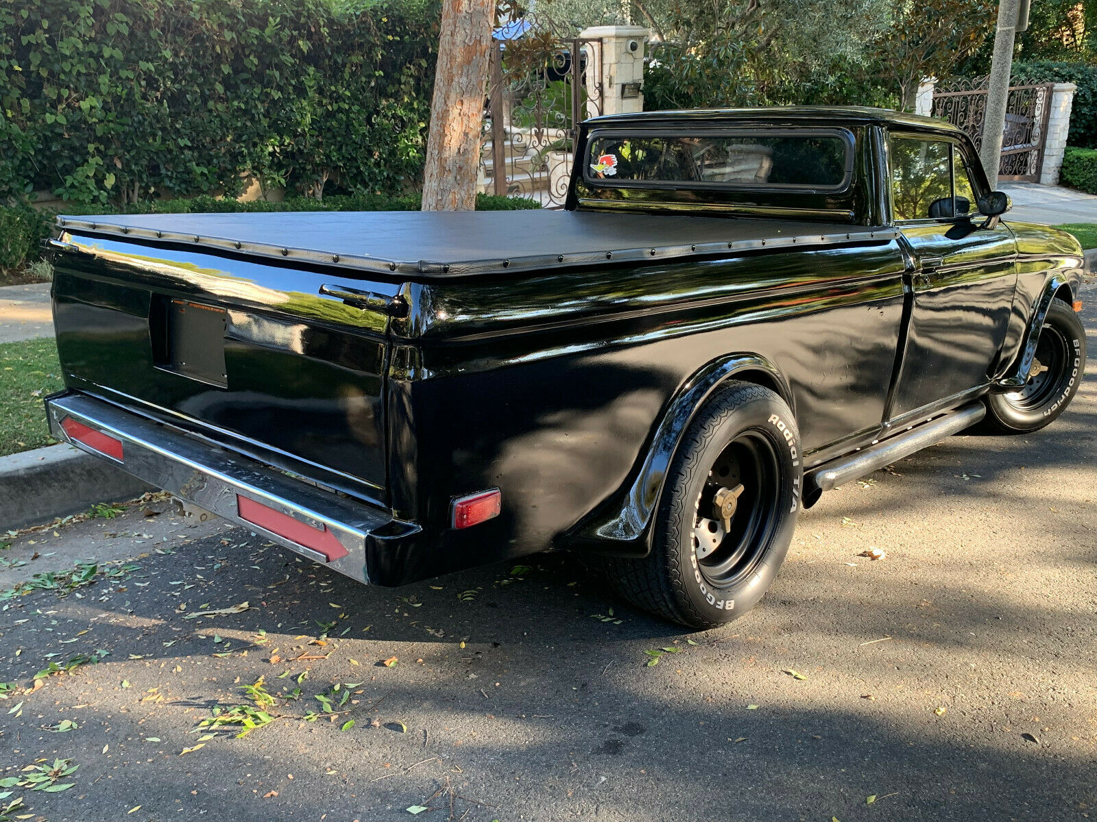 1970 datsun truck