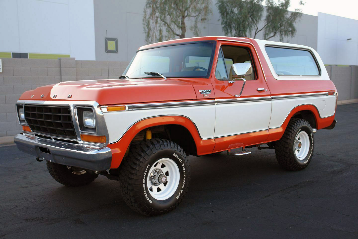 Vintage Ford Bronco Prices Take Big Leap in 2021 -   Motors Blog