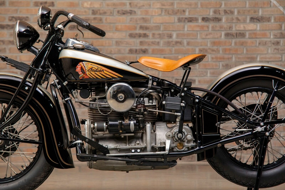 An Immaculate 1939 Indian Four Model 439 - eBay Motors Blog