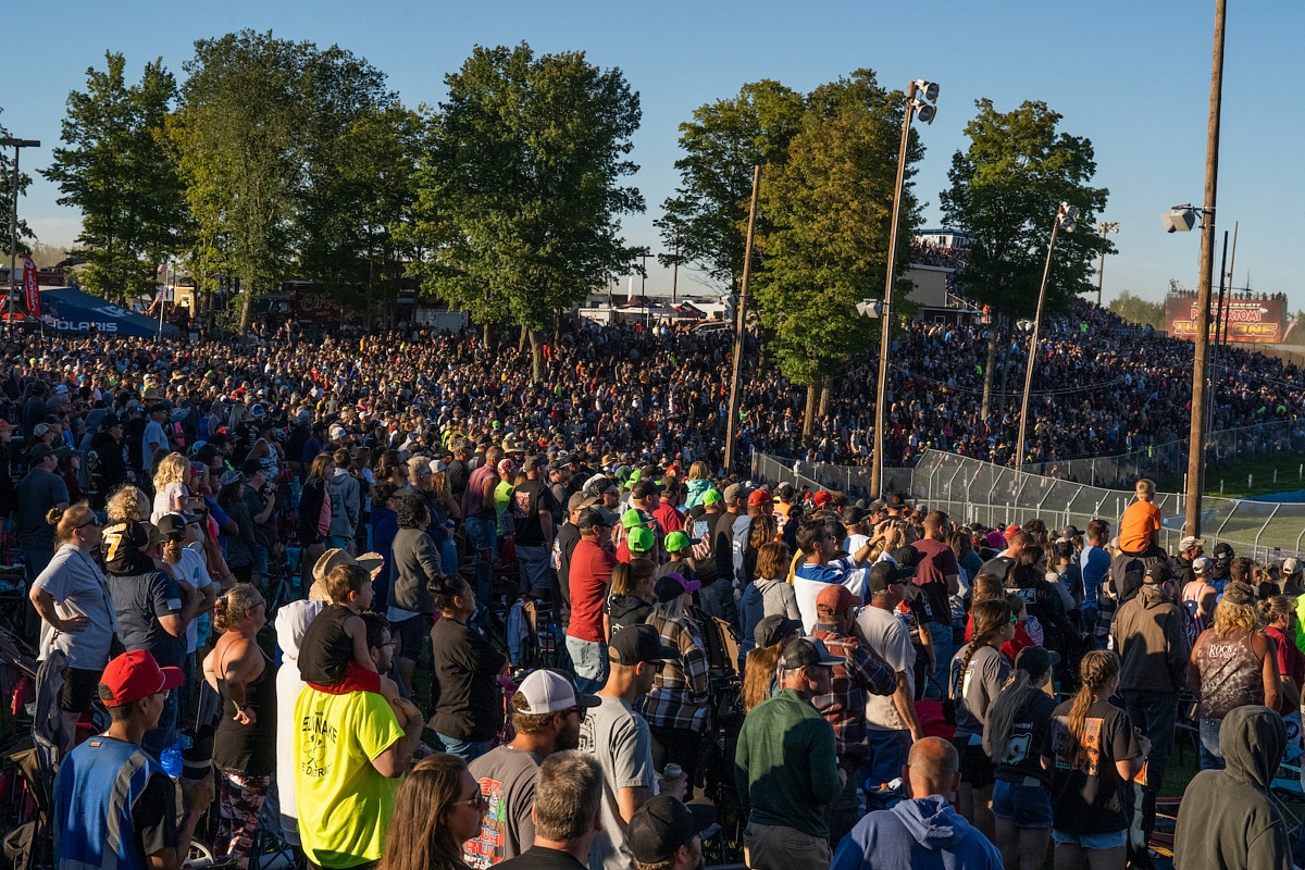 Dave Mason Jr. Proclaims His Love for the Big House of Crandon - eBay ...