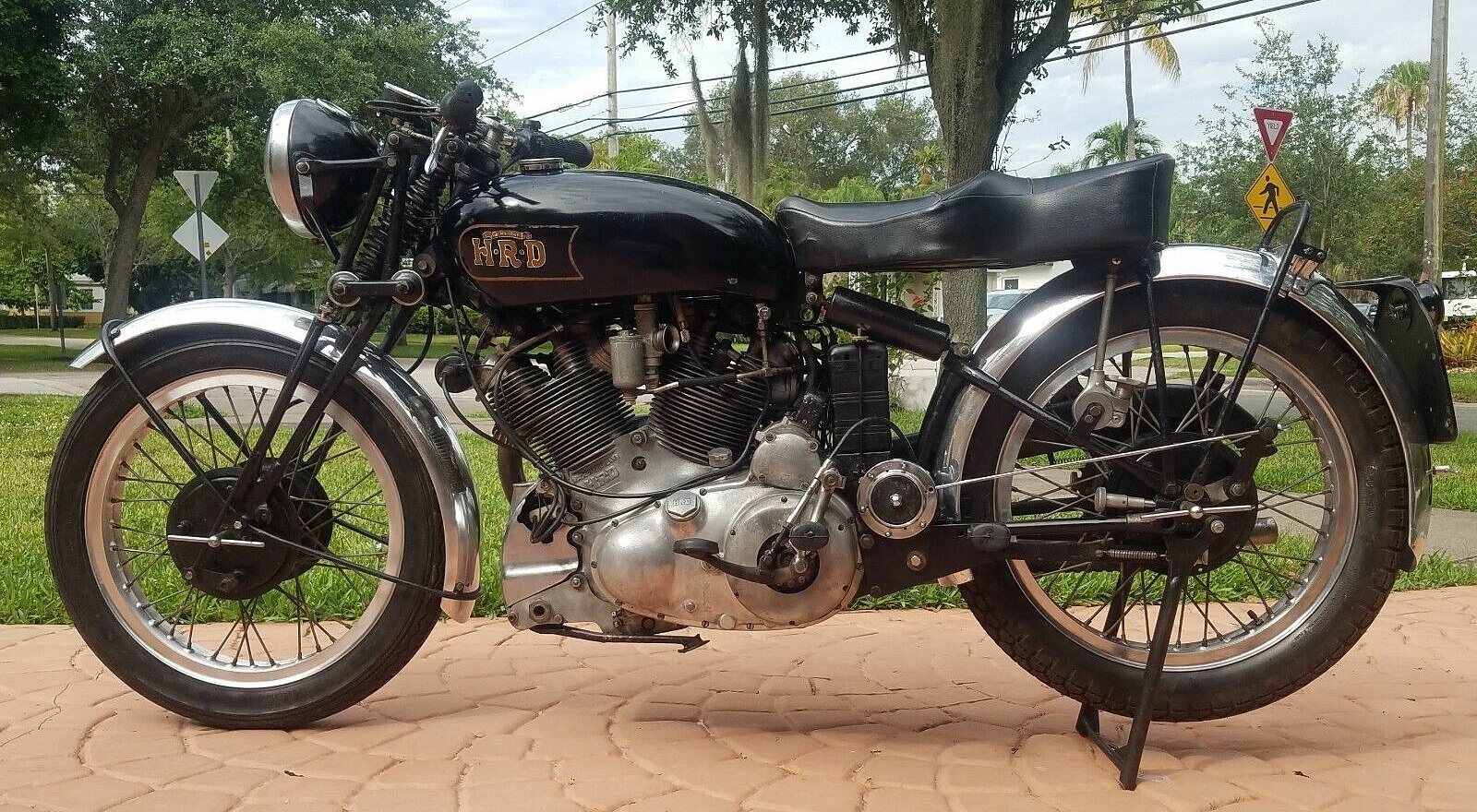 The 1948 Vincent Rapide Series B And Its Origins - EBay Motors Blog