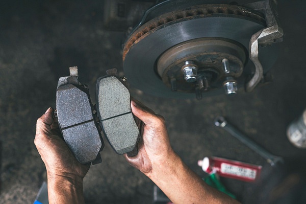 Brake Pad And Rotor Replacement Costs - EBay Motors Blog