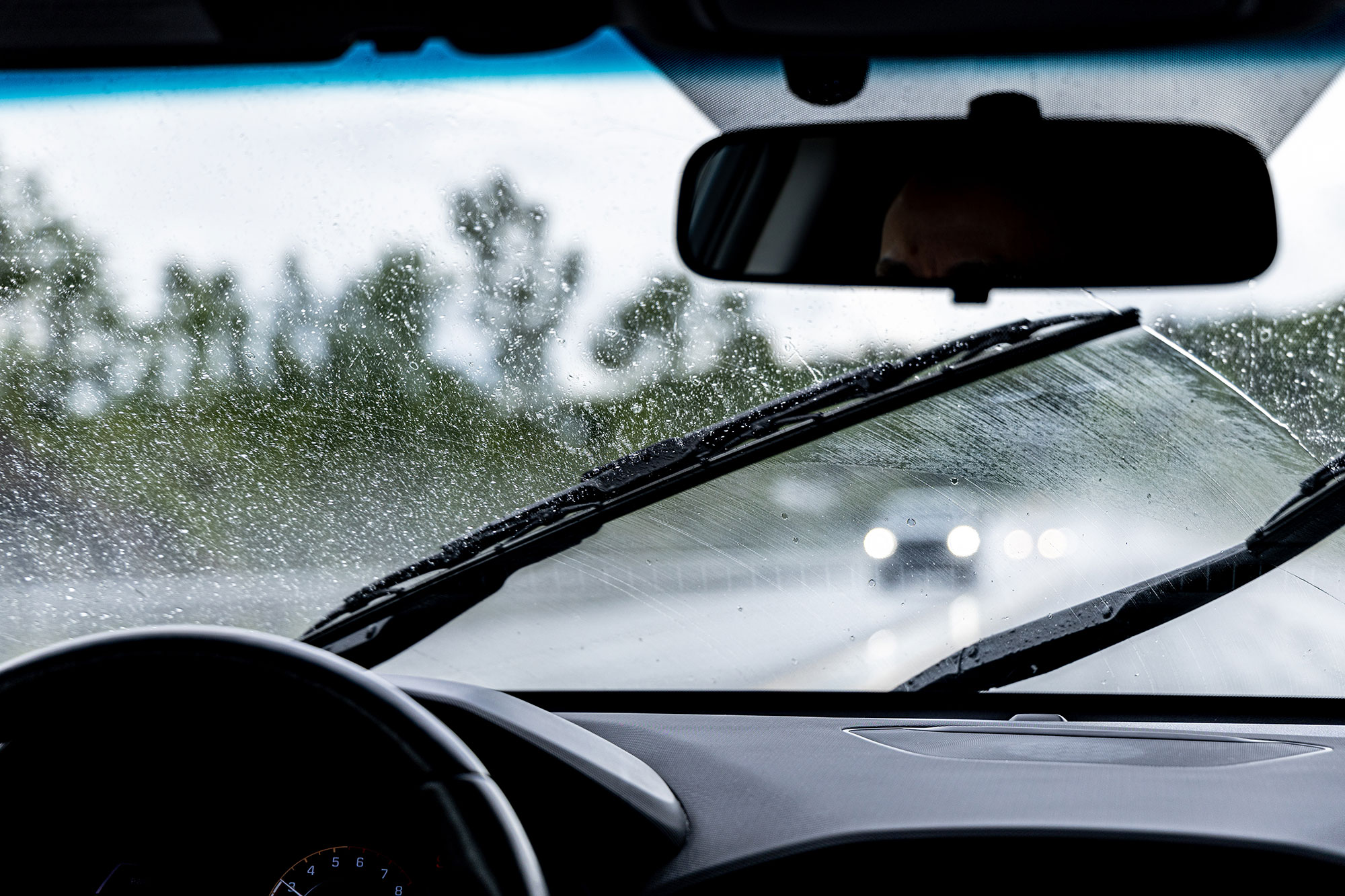 Blog  Automotive Tips: Wiper Blades – Signs of Wear