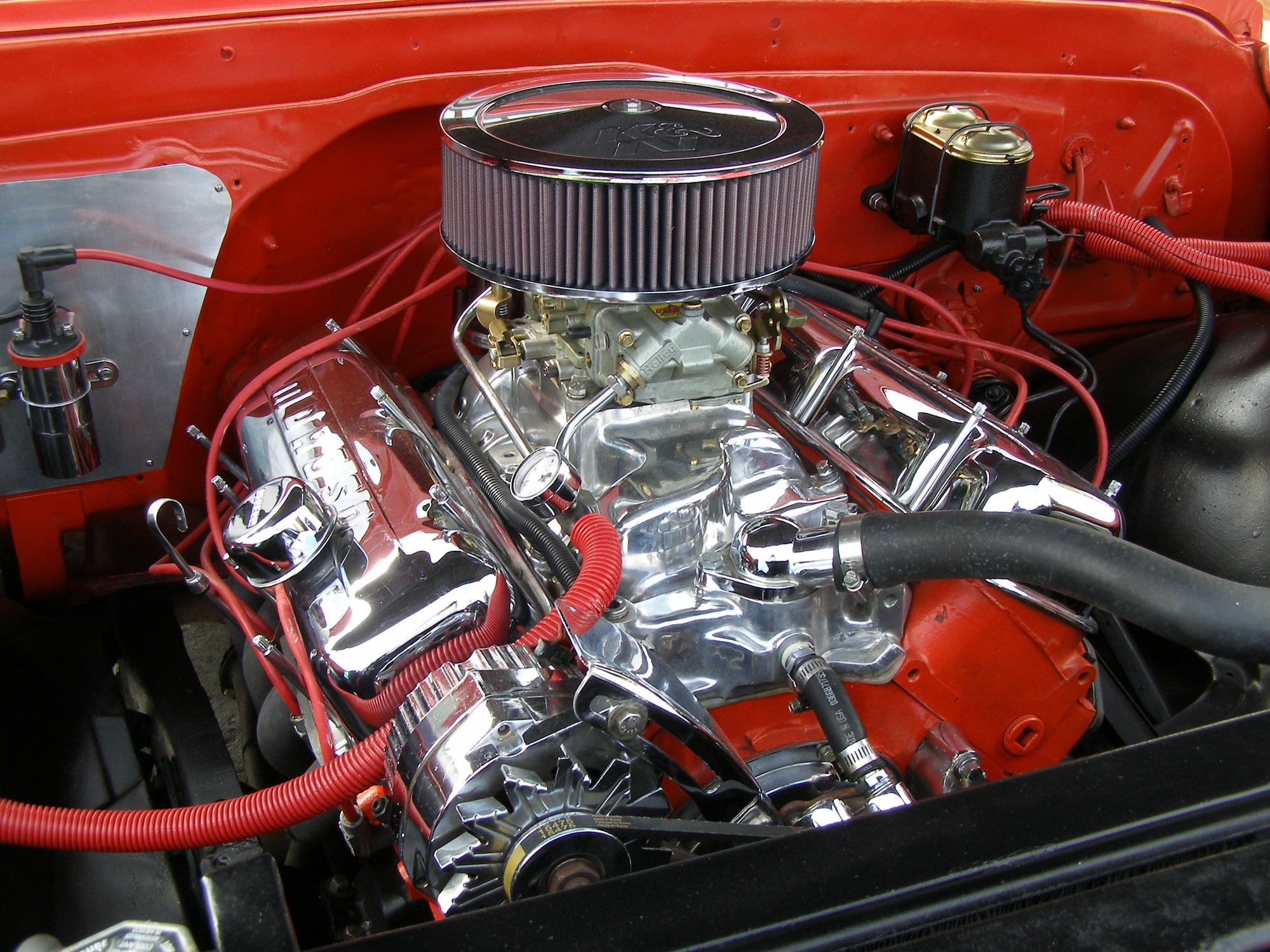 6 Ways to Dress Up Your Engine - eBay Motors Blog