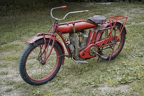 1913 Indian Hedstrom - left front profile