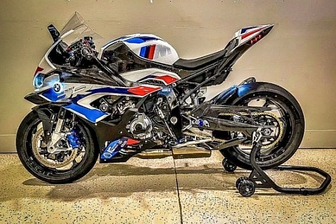 2021 BMW M 1000 RR - left side