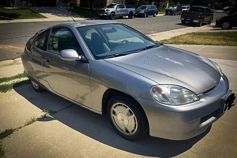 2002 Honda Insight - right front profile