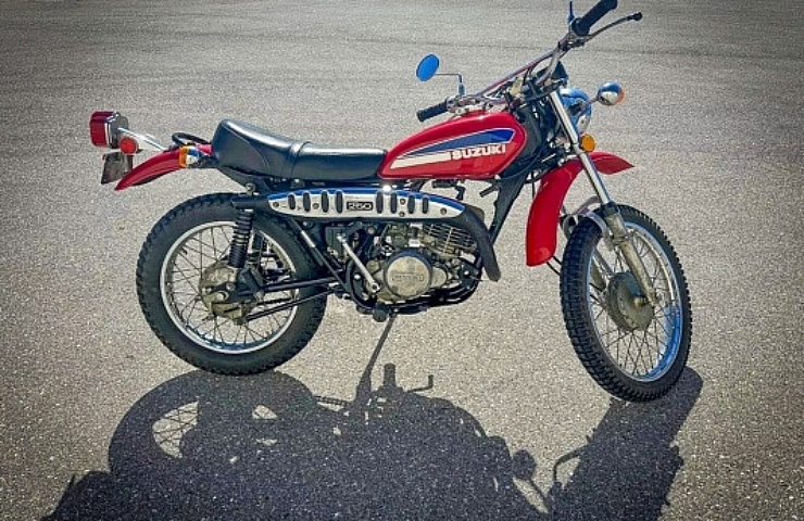 Suzuki TS250 Savage - right side - featured