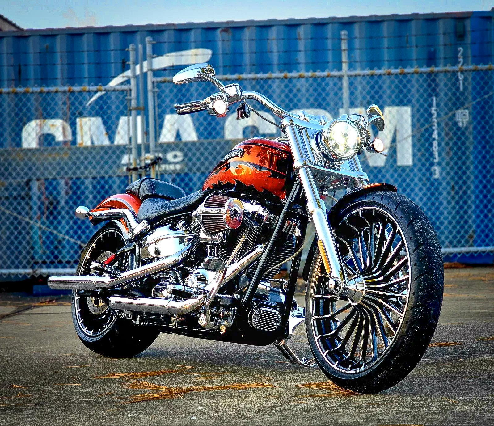 HarleyDavidson CVO Breakout Is a Factory Custom Masterpiece eBay